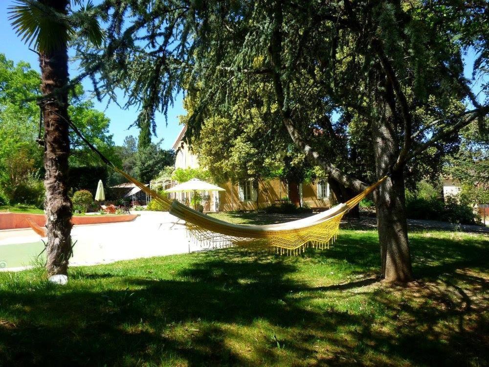 Le Fer En Ceze Bed & Breakfast Sabran ภายนอก รูปภาพ