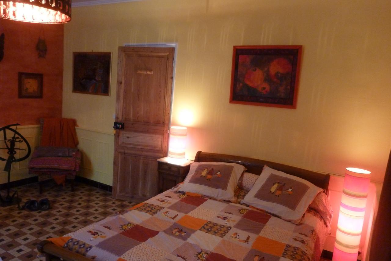 Le Fer En Ceze Bed & Breakfast Sabran ภายนอก รูปภาพ
